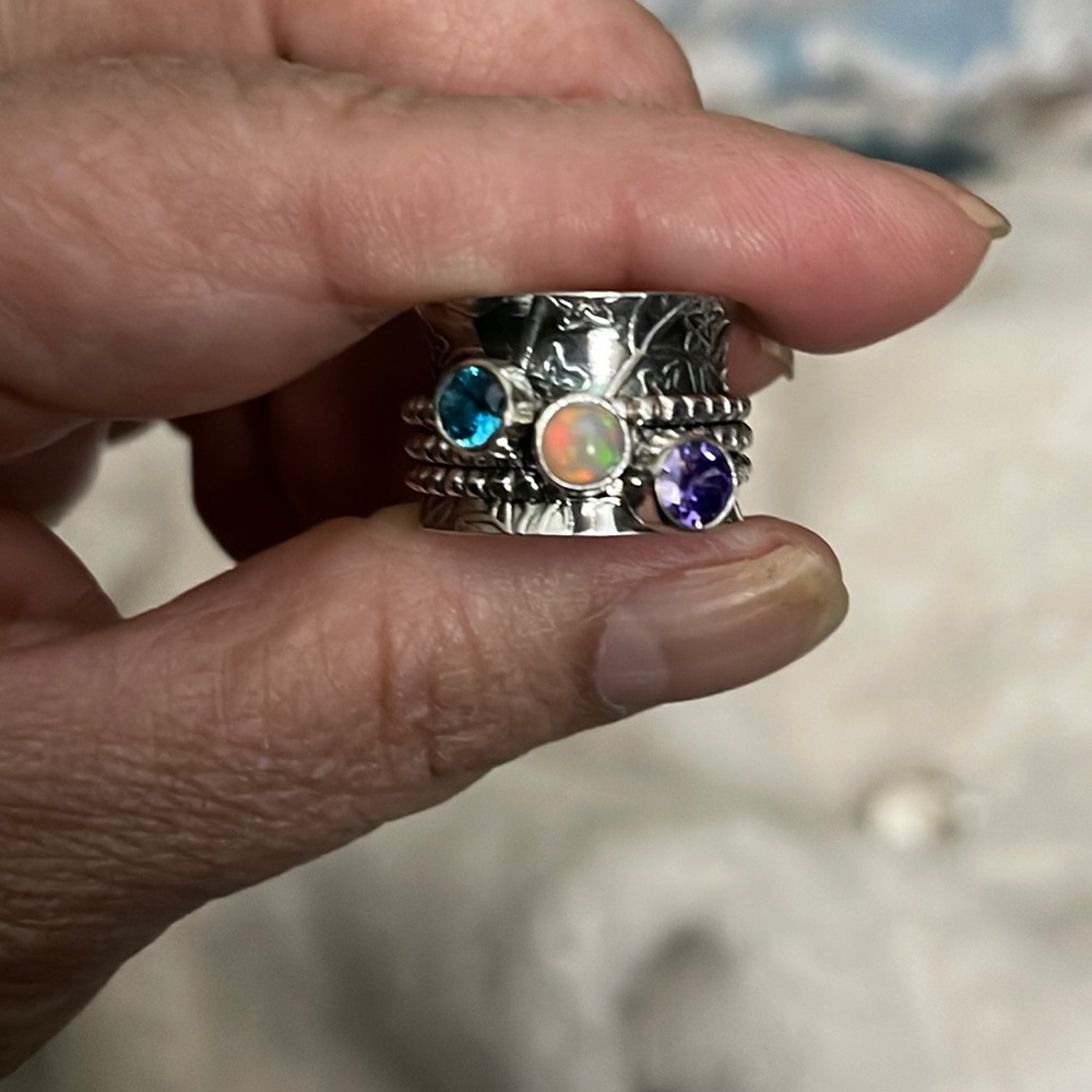 Spinner ring